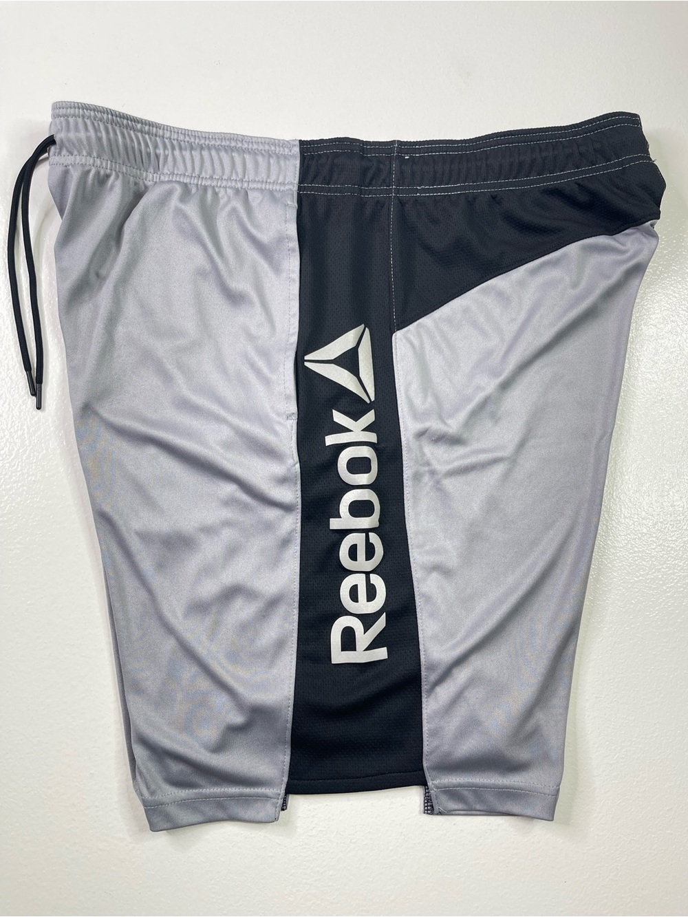 Reebok Colorblock Graphic Mesh Athletic Shorts 2XL